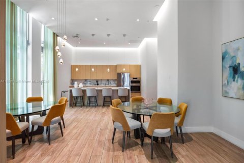 Condominio en venta en Miami, Florida, 3 dormitorios, 154.4 m2 № 1858747 - foto 6