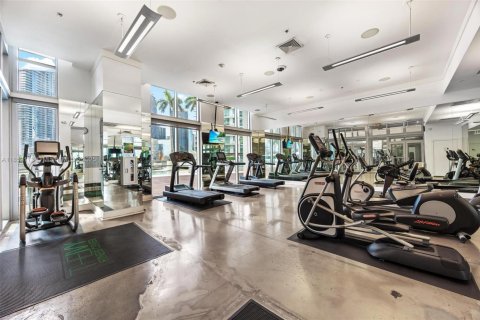 Condominio en venta en Miami, Florida, 3 dormitorios, 154.4 m2 № 1858747 - foto 18