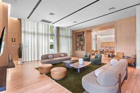 Condominio en venta en Miami, Florida, 3 dormitorios, 154.4 m2 № 1858747 - foto 3