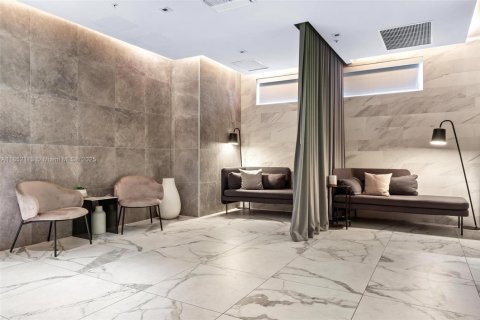Condominio en venta en Miami, Florida, 3 dormitorios, 154.4 m2 № 1858747 - foto 4