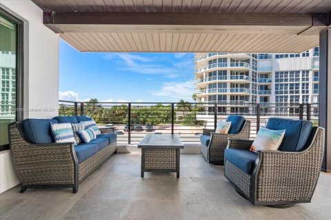 Villa ou maison à vendre à Hollywood, Floride: 4 chambres, 254.18 m2 № 1944438 - photo 30