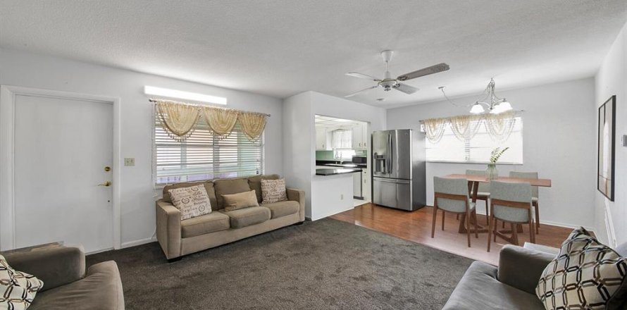 Condo in Hollywood, Florida, 2 bedrooms  № 2250470