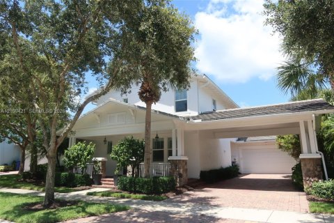 House in Jupiter, Florida 4 bedrooms, 224.92 sq.m. № 2428244 - photo 2