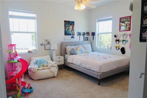 House in Jupiter, Florida 4 bedrooms, 224.92 sq.m. № 2428244 - photo 19
