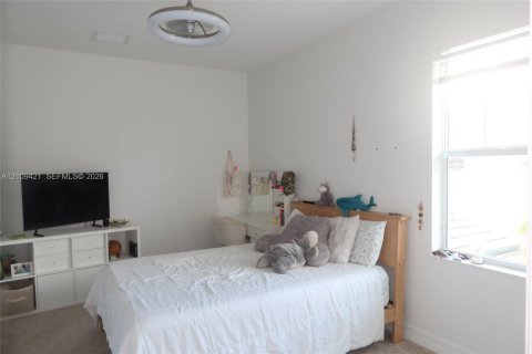 House in Jupiter, Florida 4 bedrooms, 224.92 sq.m. № 2428244 - photo 23