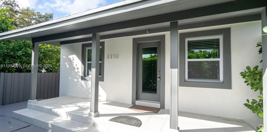 Дом в Майами, Флорида 3 спальни, 201.88м2 № 2052269