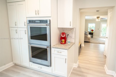 Купить виллу или дом в Майами, Флорида 3 спальни, 201.88м2, № 2052269 - фото 9