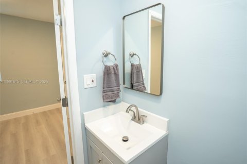 Купить виллу или дом в Майами, Флорида 3 спальни, 201.88м2, № 2052269 - фото 27