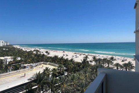 Copropriété à louer à Miami Beach, Floride: 1 chambre, 49.24 m2 № 1862324 - photo 4