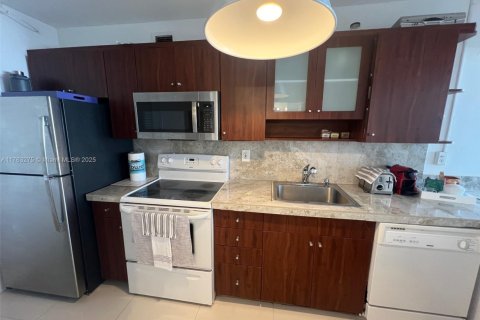 Copropriété à louer à Miami Beach, Floride: 1 chambre, 49.24 m2 № 1862324 - photo 13