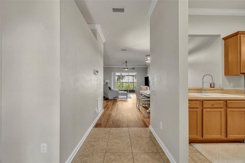 House in Clermont, Florida 4 bedrooms, 149.02 sq.m. № 1917105 - photo 9