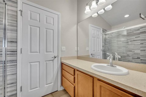 House in Clermont, Florida 4 bedrooms, 149.02 sq.m. № 1917105 - photo 26