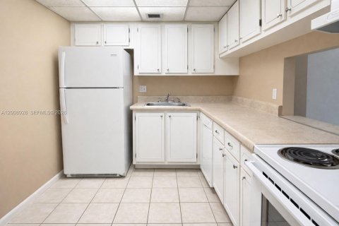 Condominio en venta en West Palm Beach, Florida, 1 dormitorio, 78.5 m2 № 2072506 - foto 3