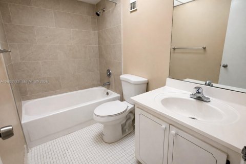 Condominio en venta en West Palm Beach, Florida, 1 dormitorio, 78.5 m2 № 2072506 - foto 8
