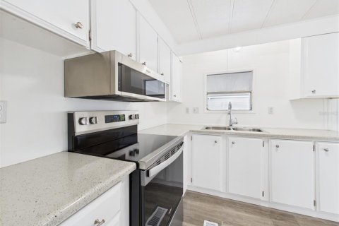 Appartement à louer à The Villages, Floride: 2 chambres, 102.56 m2 № 1839771 - photo 6