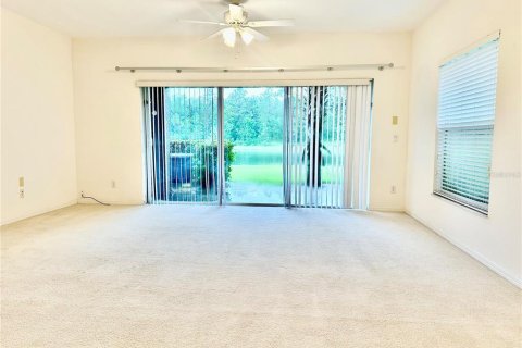 Condo in Orlando, Florida, 3 bedrooms  № 1887123 - photo 11