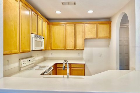 Condo in Orlando, Florida, 3 bedrooms  № 1887123 - photo 6