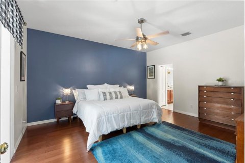 Casa en venta en Tampa, Florida, 4 dormitorios, 227.61 m2 № 2433148 - foto 12