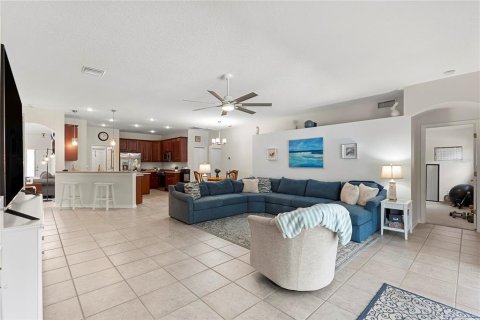 Casa en venta en Tampa, Florida, 4 dormitorios, 227.61 m2 № 2433148 - foto 6