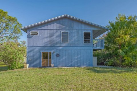 House in Sarasota, Florida 2 bedrooms, 150.87 sq.m. № 1574270 - photo 2