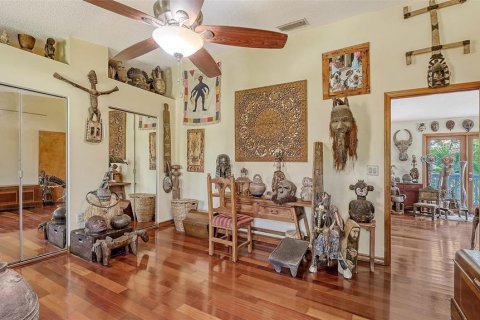House in Sarasota, Florida 2 bedrooms, 150.87 sq.m. № 1574270 - photo 22