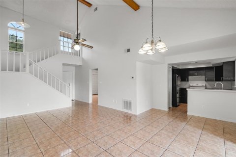 Townhouse in Casselberry, Florida 2 bedrooms, 108.32 sq.m. № 1912758 - photo 8
