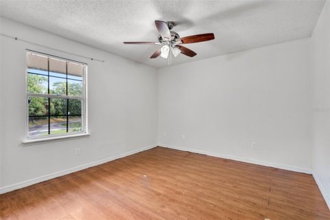 Townhouse in Casselberry, Florida 2 bedrooms, 108.32 sq.m. № 1912758 - photo 17