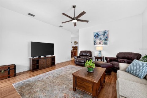 House in Dunedin, Florida 3 bedrooms, 141.21 sq.m. № 2195584 - photo 13