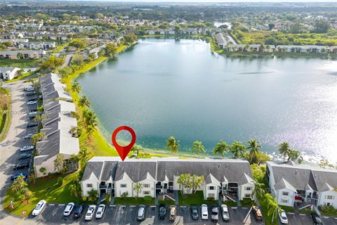 Condo in Homestead, Florida, 2 bedrooms  № 1726408 - photo 16