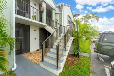 Condo in Homestead, Florida, 2 bedrooms  № 1726408 - photo 11