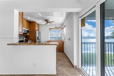 Condo in Homestead, Florida, 2 bedrooms  № 1726408 - photo 28