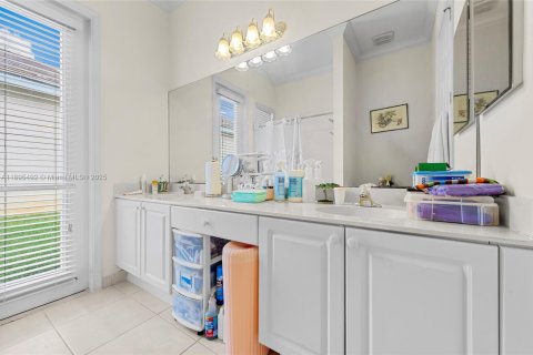 Villa ou maison à vendre à Port St. Lucie, Floride: 4 chambres, 233.28 m2 № 1947238 - photo 18
