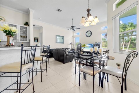 Villa ou maison à vendre à Port St. Lucie, Floride: 4 chambres, 233.28 m2 № 1947238 - photo 13