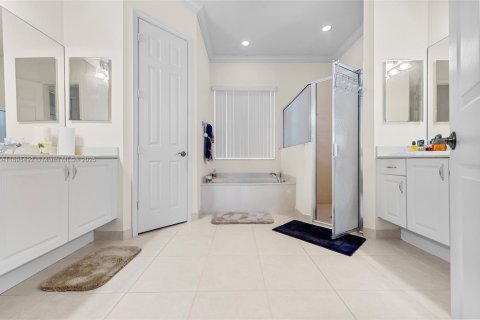 Villa ou maison à vendre à Port St. Lucie, Floride: 4 chambres, 233.28 m2 № 1947238 - photo 17