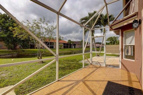 Villa ou maison à louer à Boca Raton, Floride: 4 chambres, 179.02 m2 № 2147365 - photo 26