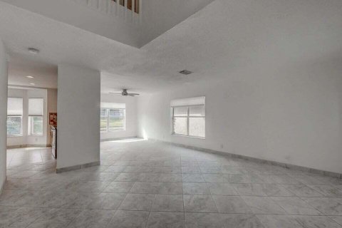 Villa ou maison à louer à Boca Raton, Floride: 4 chambres, 179.02 m2 № 2147365 - photo 7