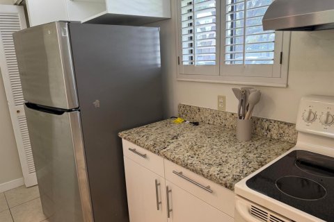 Townhouse in Palm Beach Gardens, Florida 2 bedrooms, 105.44 sq.m. № 2087049 - photo 9