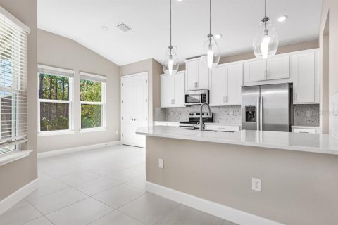 Casa en venta en Palm Coast, Florida, 3 dormitorios, 163.88 m2 № 1258663 - foto 2