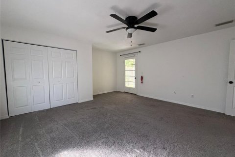 House in Bronson, Florida 5 bedrooms, 297.66 sq.m. № 1642977 - photo 27