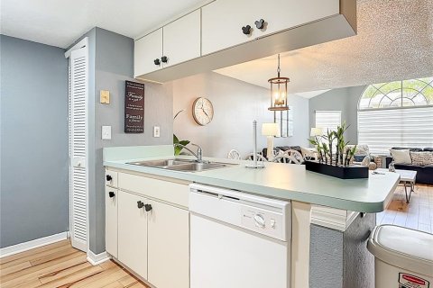 Copropriété à louer à Kissimmee, Floride: 3 chambres, 119.57 m2 № 2103516 - photo 13