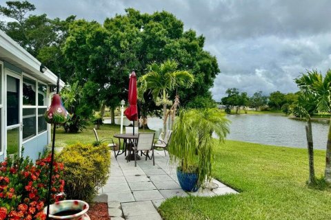 Villa ou maison à vendre à Okeechobee, Floride: 2 chambres, 76.64 m2 № 2082208 - photo 25