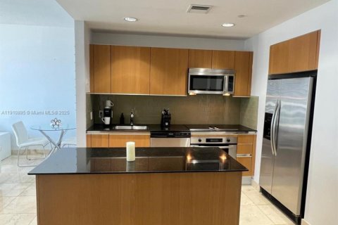 Condominio en venta en Miami, Florida, 1 dormitorio, 67.91 m2 № 2013674 - foto 4
