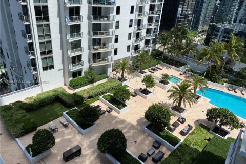 Condominio en venta en Miami, Florida, 1 dormitorio, 67.91 m2 № 2013674 - foto 14