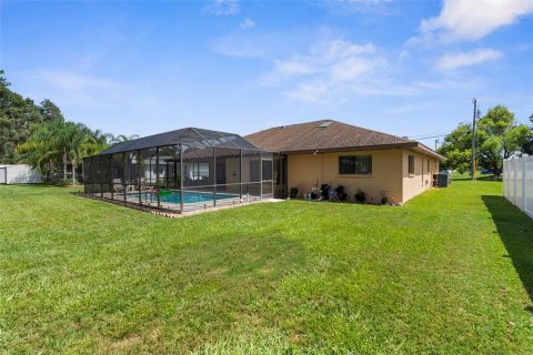 House in Spring Hill, Florida 3 bedrooms, 180.97 sq.m. № 1918022 - photo 4