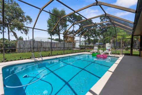 House in Spring Hill, Florida 3 bedrooms, 180.97 sq.m. № 1918022 - photo 9