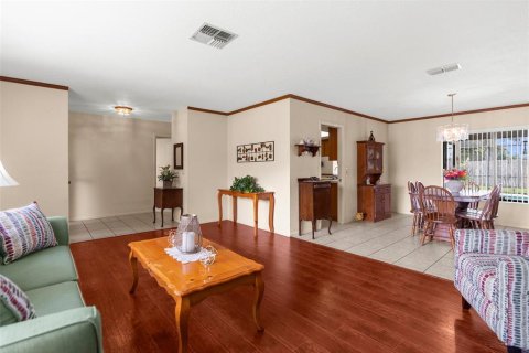 House in Spring Hill, Florida 3 bedrooms, 180.97 sq.m. № 1918022 - photo 27