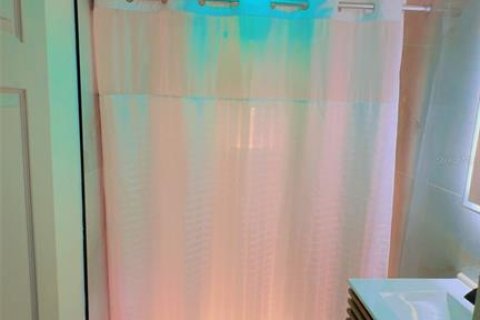 Villa ou maison à louer à Saint Petersburg, Floride: 3 chambres, 81.2 m2 № 1912455 - photo 20