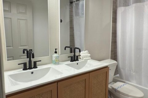 Villa ou maison à louer à Saint Petersburg, Floride: 3 chambres, 81.2 m2 № 1912455 - photo 12