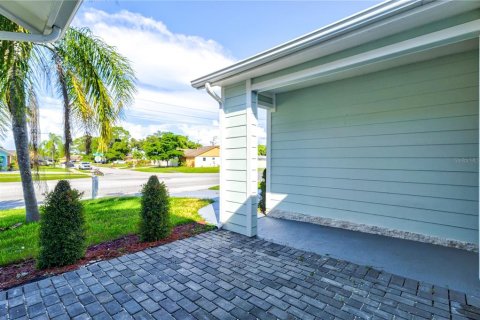 Villa ou maison à vendre à Sarasota, Floride: 3 chambres, 119.1 m2 № 2339447 - photo 7