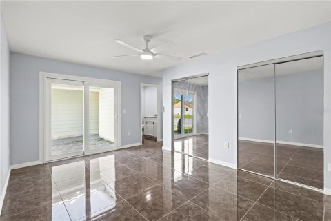 Villa ou maison à vendre à Sarasota, Floride: 3 chambres, 119.1 m2 № 2339447 - photo 25